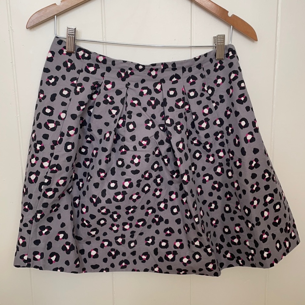 Kate Spade Gray Mini Skirt elastic waistband SZ 10